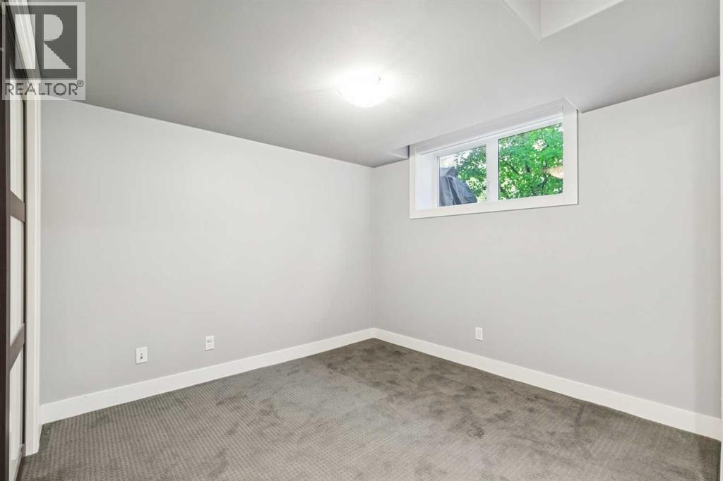 1711 27 Street Sw Property Photo 37