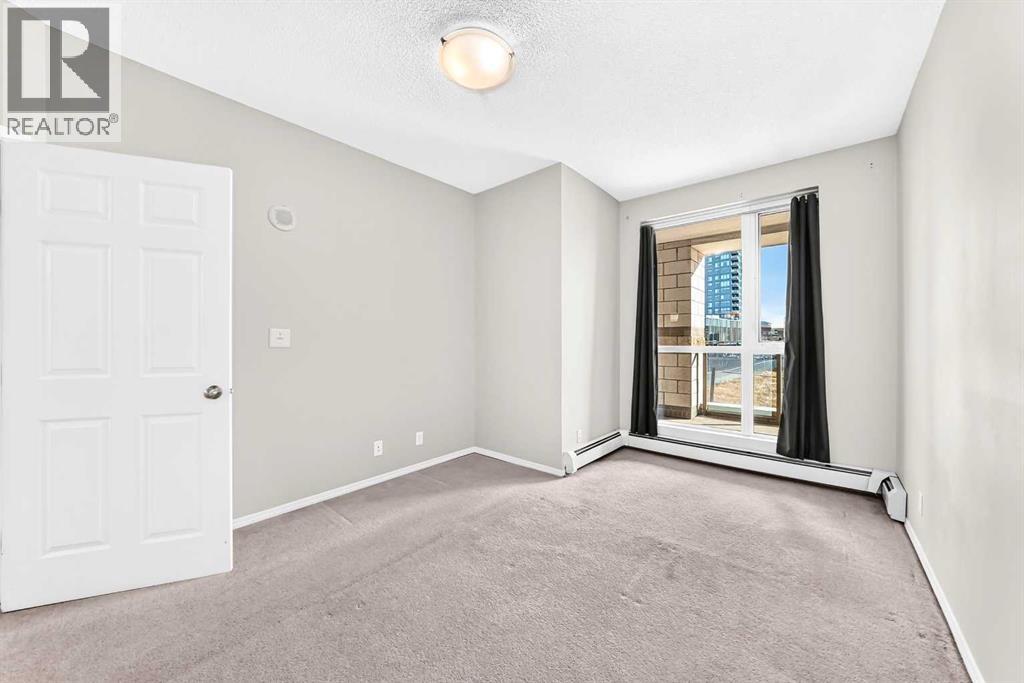 325 3 Street Southeast Property Photo 20