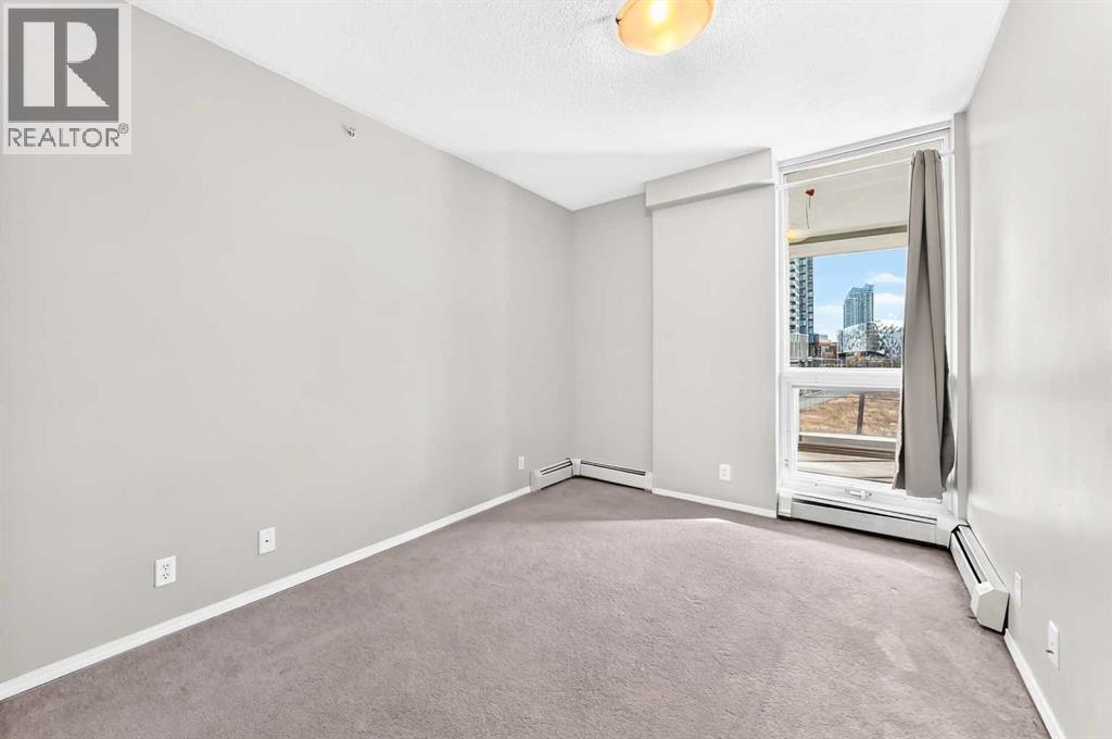 325 3 Street Southeast Property Photo 24