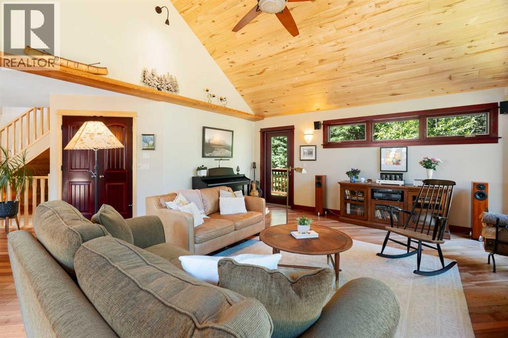 7 Ranch Road Property Photo 12