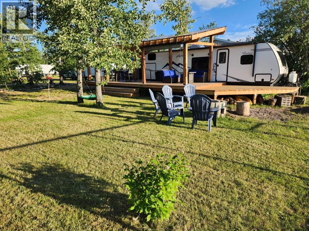 #132 160 Peace River Avenue Property Photo 1