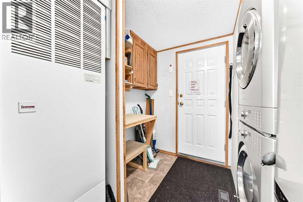 6724 17 Avenue Southeast Property Photo 31