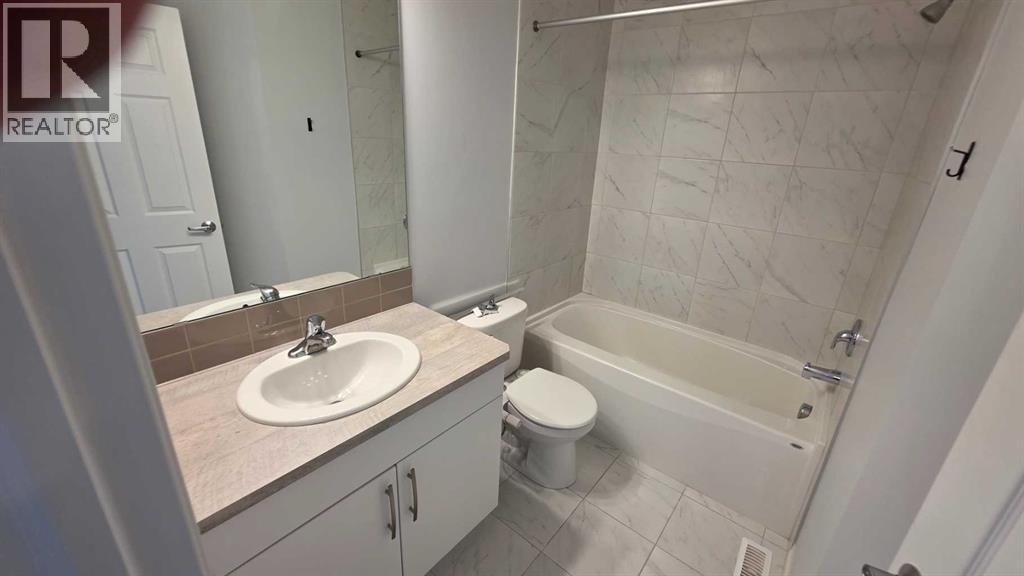 1207 140 Avenue Nw Property Photo 20