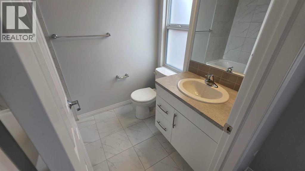 1207 140 Avenue Nw Property Photo 24