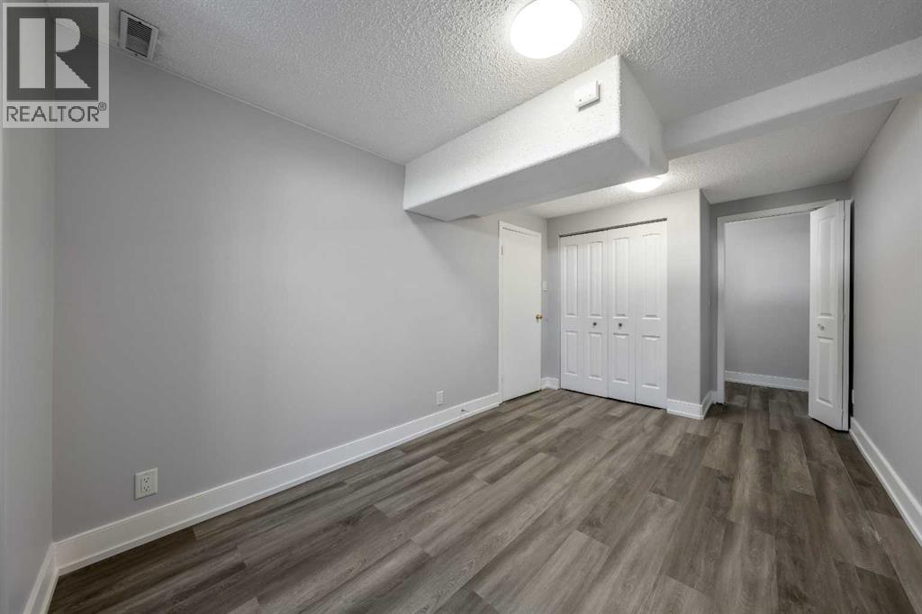 629 Agate Crescent Se Property Photo 21
