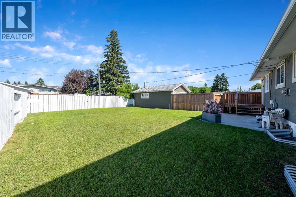 629 Agate Crescent Se Property Photo 24