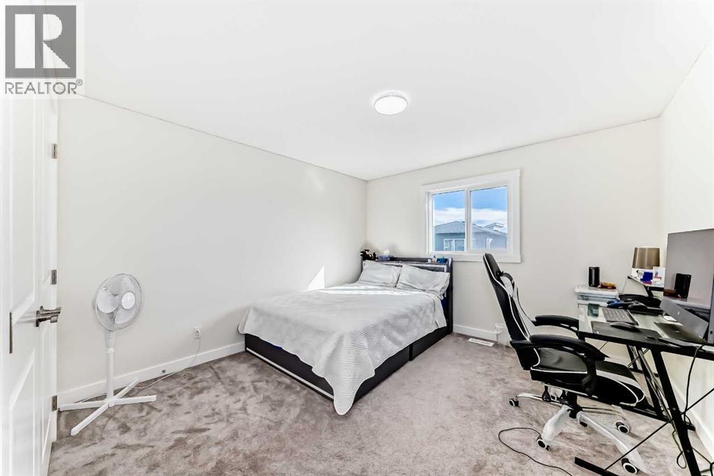 138 Silver Spruce Grove Sw Property Photo 37