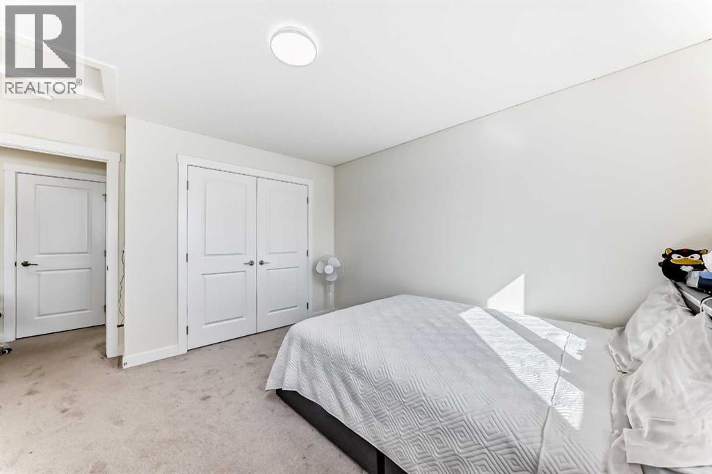 138 Silver Spruce Grove Sw Property Photo 38