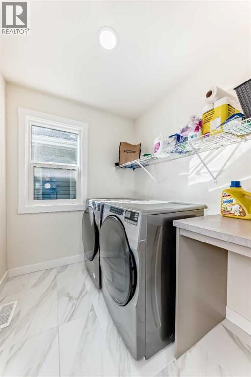 138 Silver Spruce Grove Sw Property Photo 45