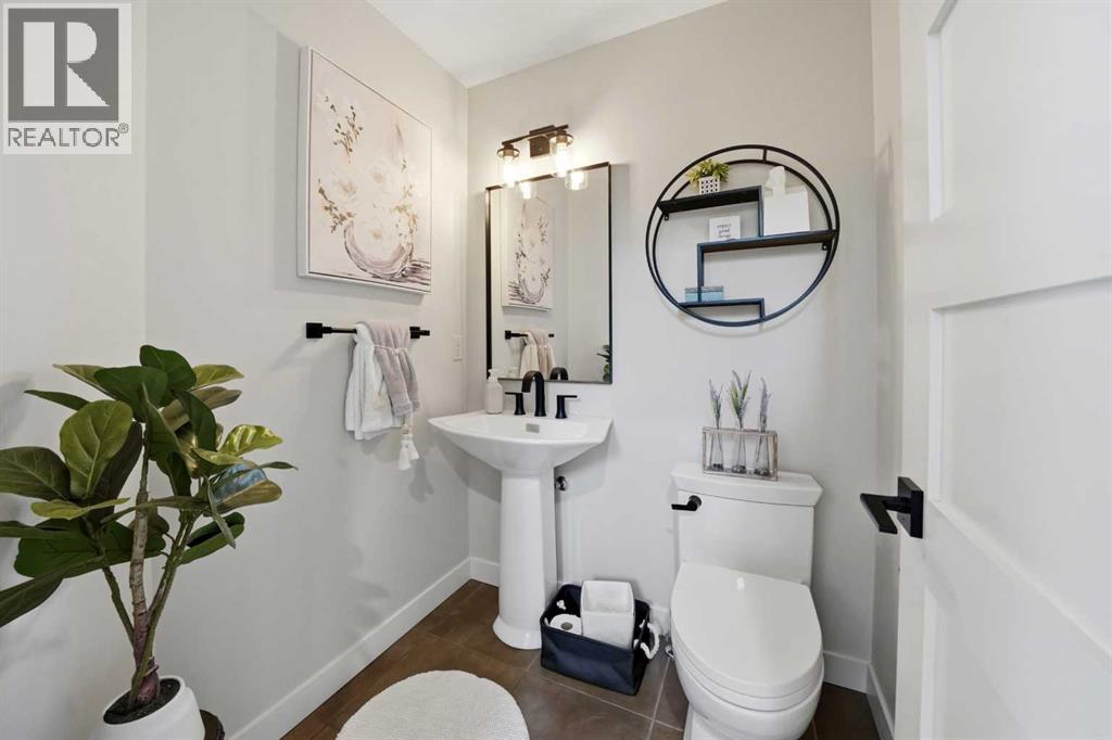 4002 45 Avenue Property Photo 8