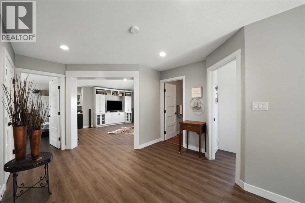 4002 45 Avenue Property Photo 24