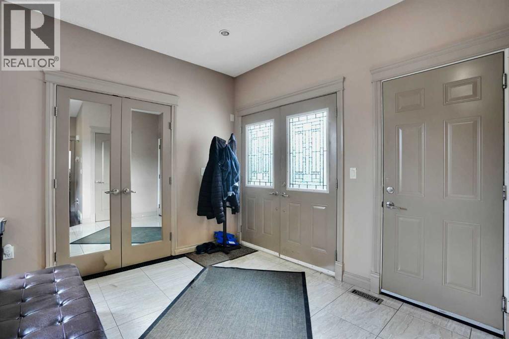 332 Saddlemont Boulevard Ne Property Photo 7