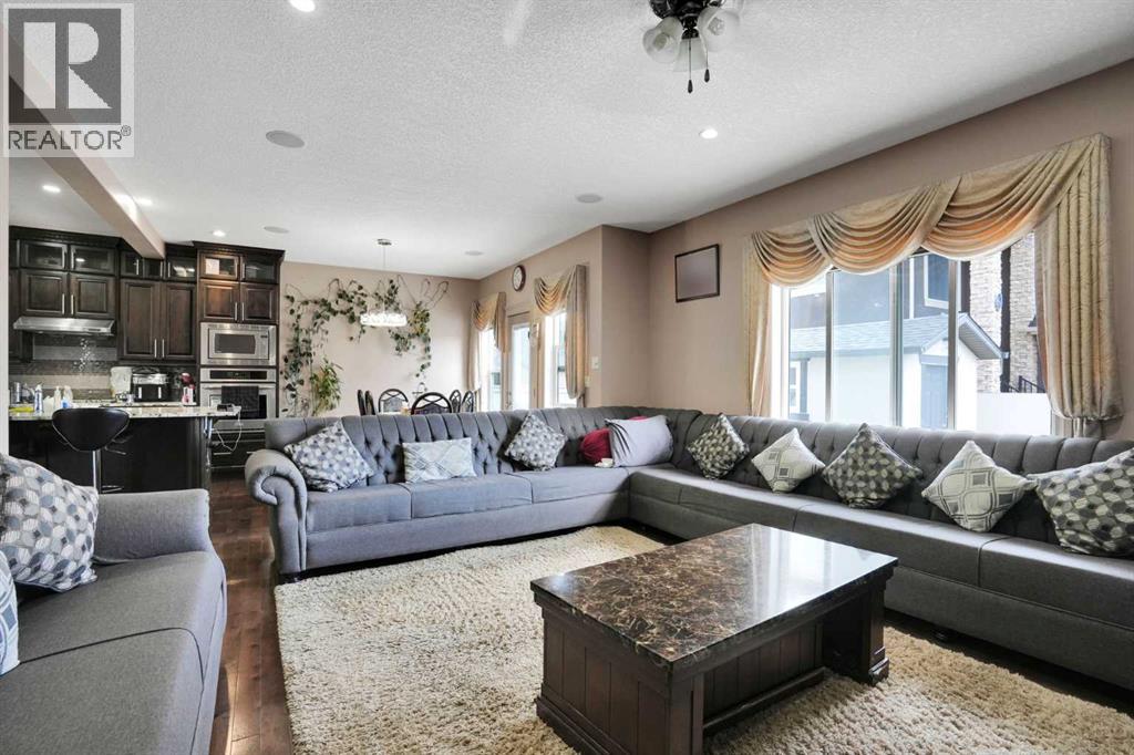 332 Saddlemont Boulevard Ne Property Photo 10