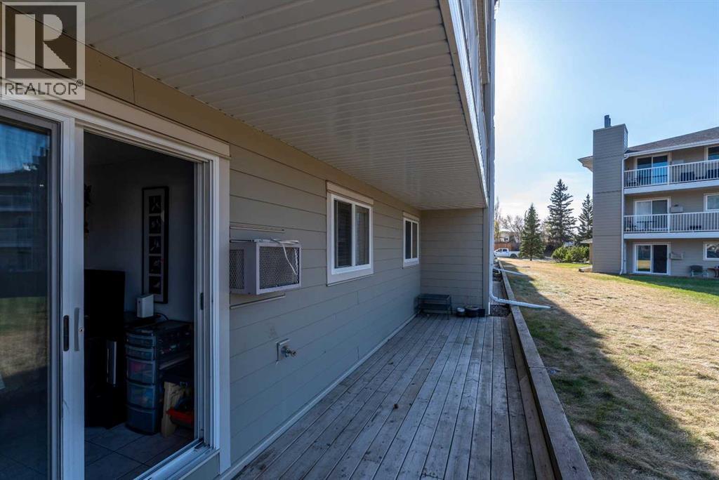 3007 57a Avenue Property Photo 17