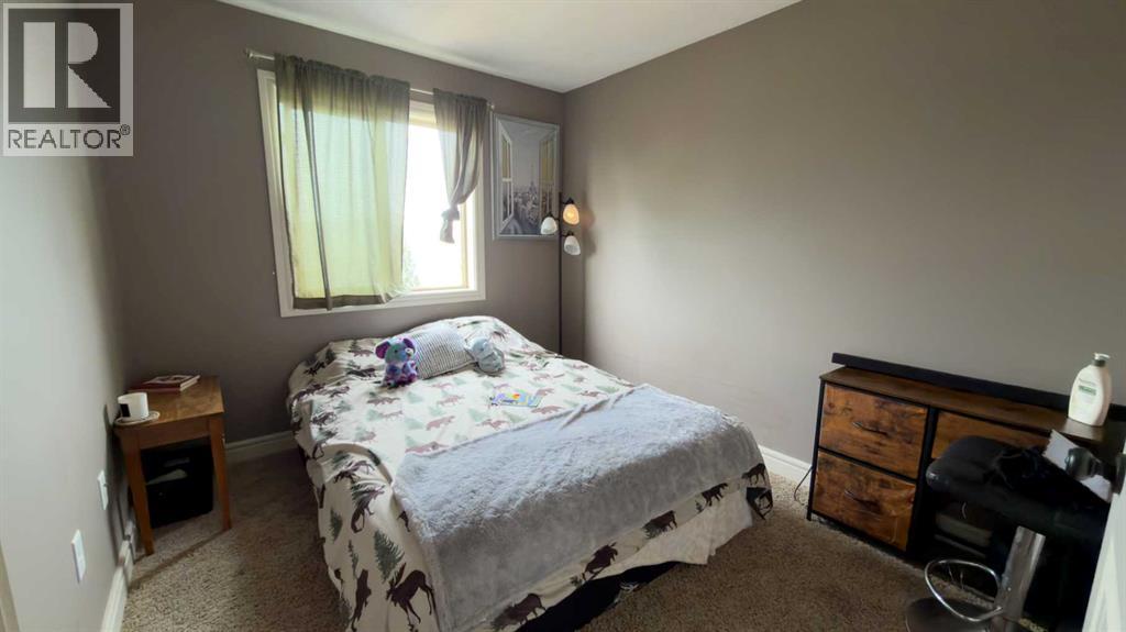 2830 12 Avenue Property Photo 6