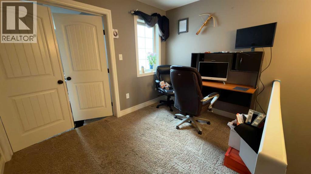 2830 12 Avenue Property Photo 7