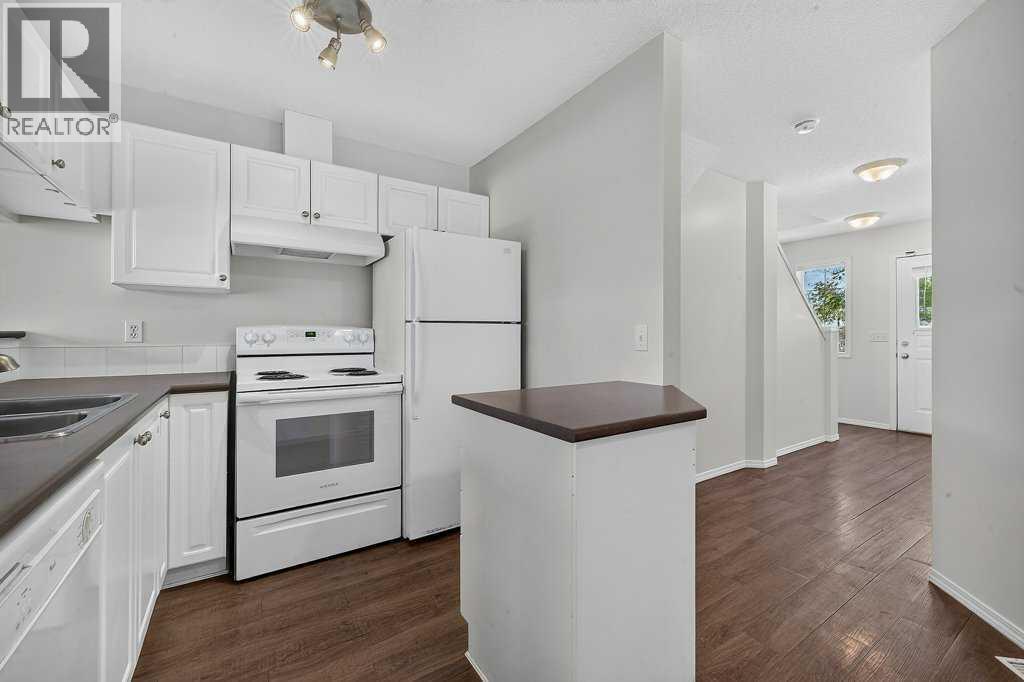 39 Citadel Point Nw Property Photo 9