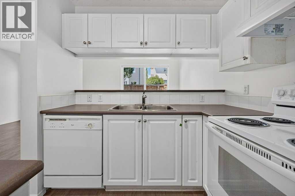 39 Citadel Point Nw Property Photo 11