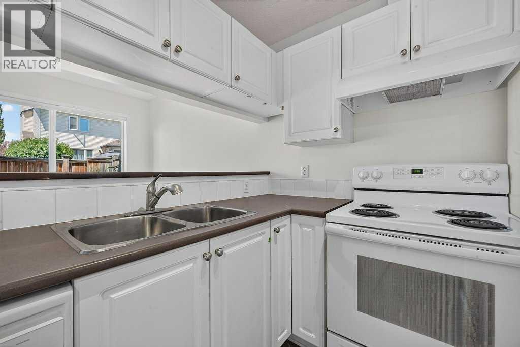 39 Citadel Point Nw Property Photo 13