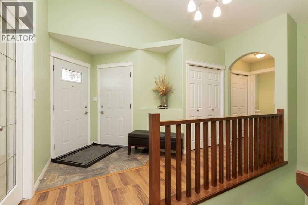 334 Mt Sunburst Way W Property Photo 4