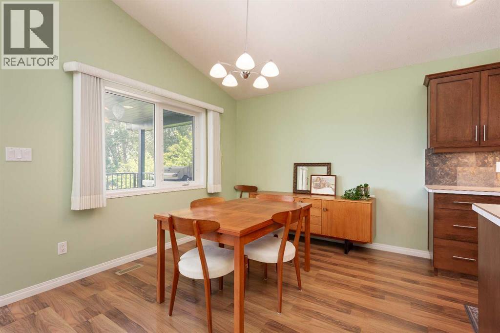334 Mt Sunburst Way W Property Photo 9
