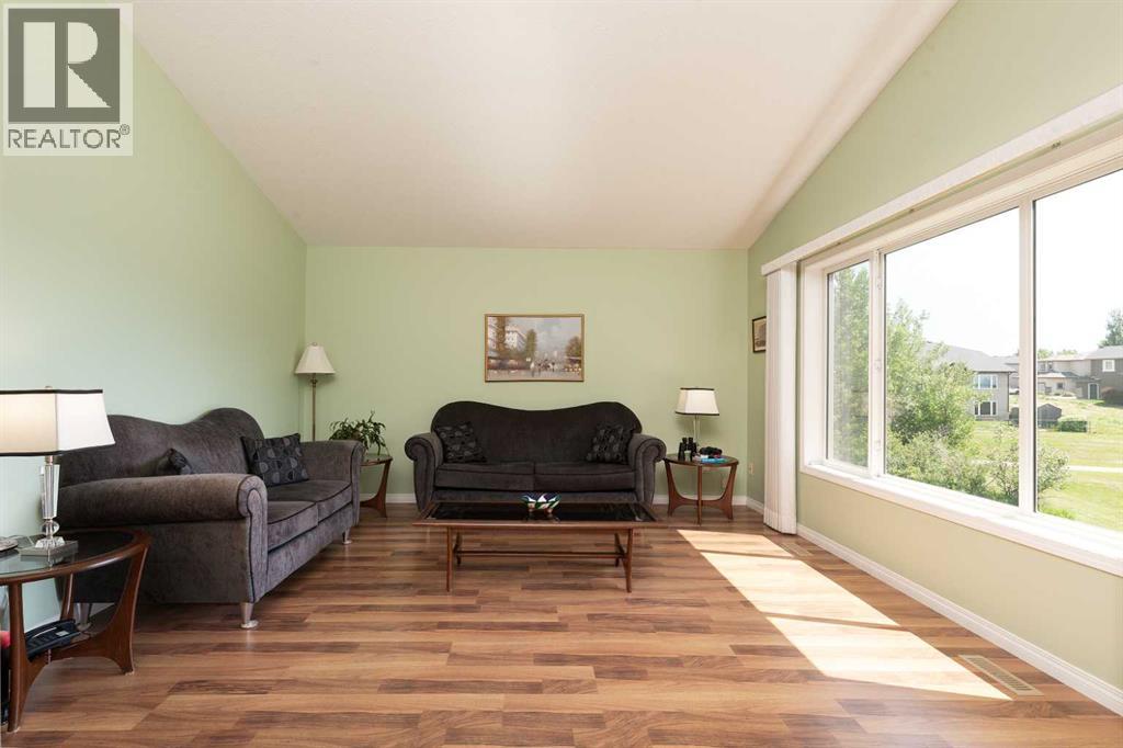 334 Mt Sunburst Way W Property Photo 11
