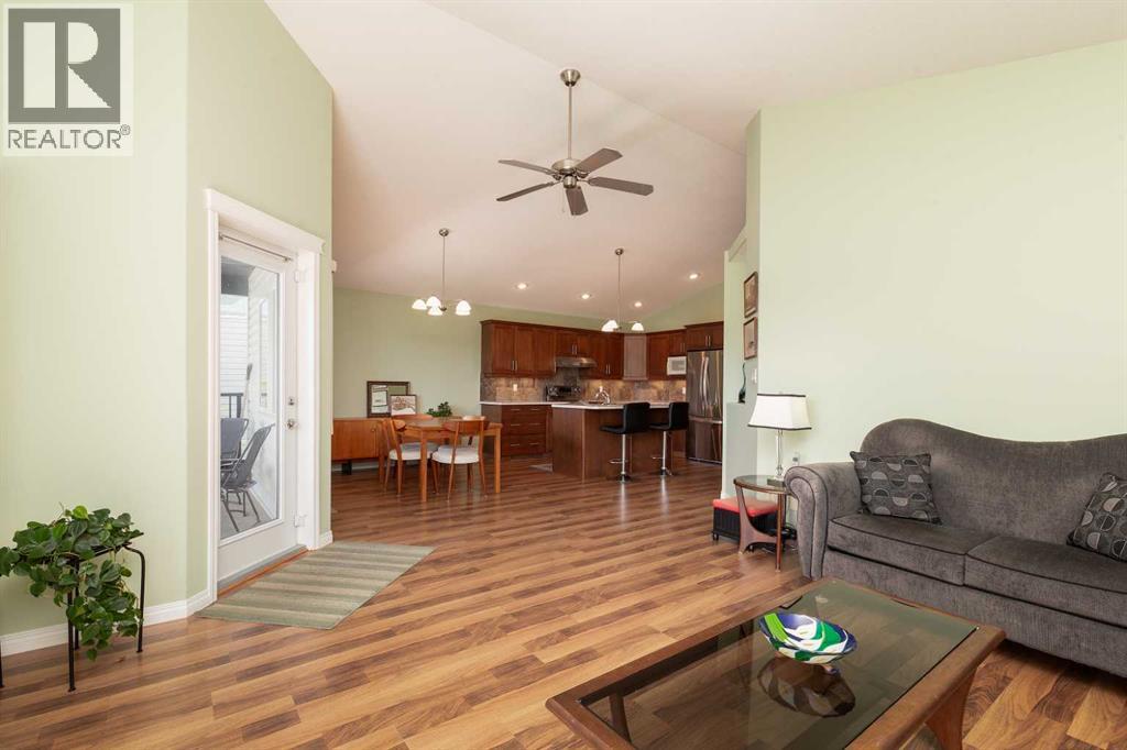 334 Mt Sunburst Way W Property Photo 12