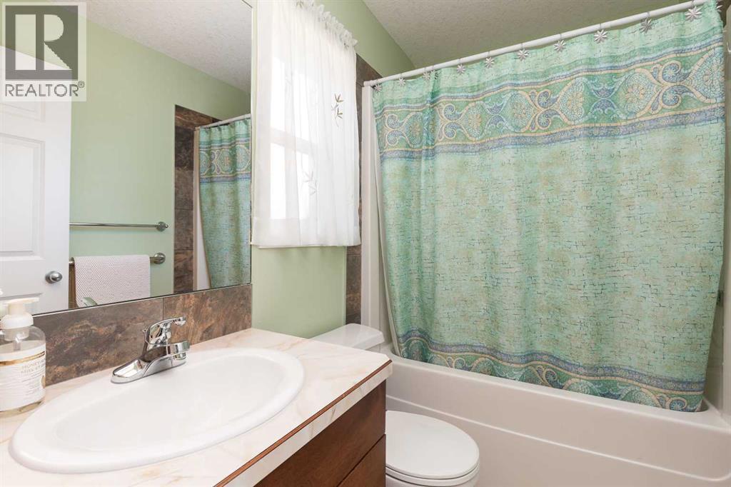 334 Mt Sunburst Way W Property Photo 15