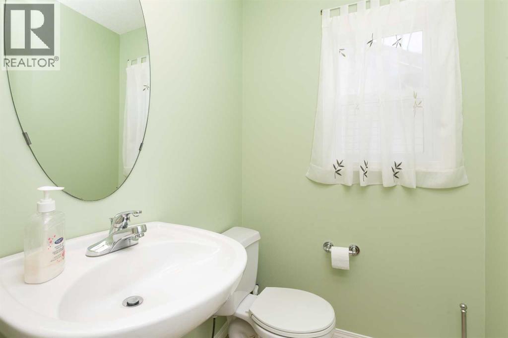 334 Mt Sunburst Way W Property Photo 18