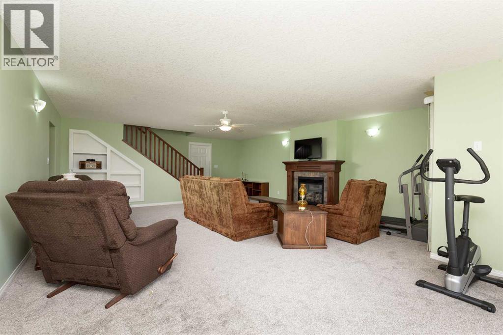 334 Mt Sunburst Way W Property Photo 24