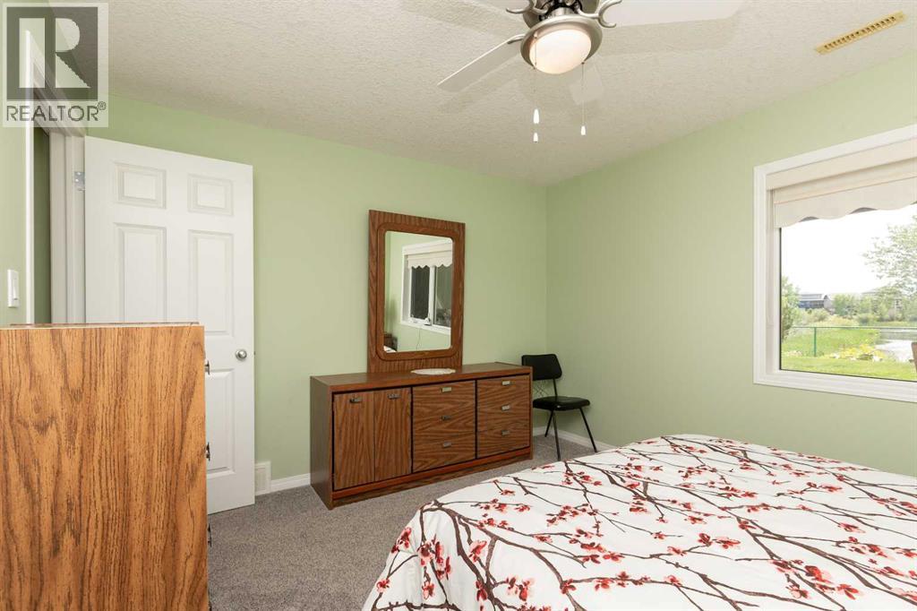 334 Mt Sunburst Way W Property Photo 29