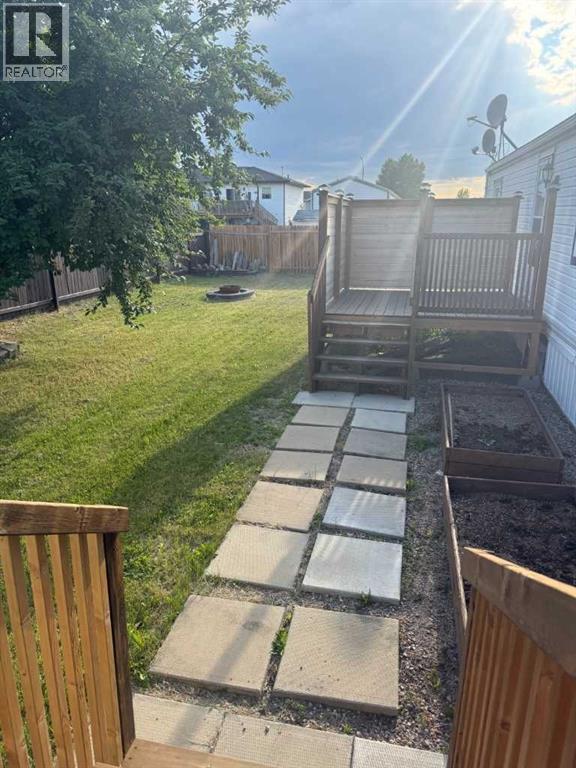 9904 107 Street Property Photo 15