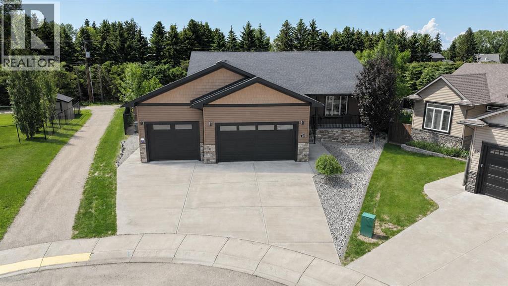 24 Vermont Close Property Photo 1