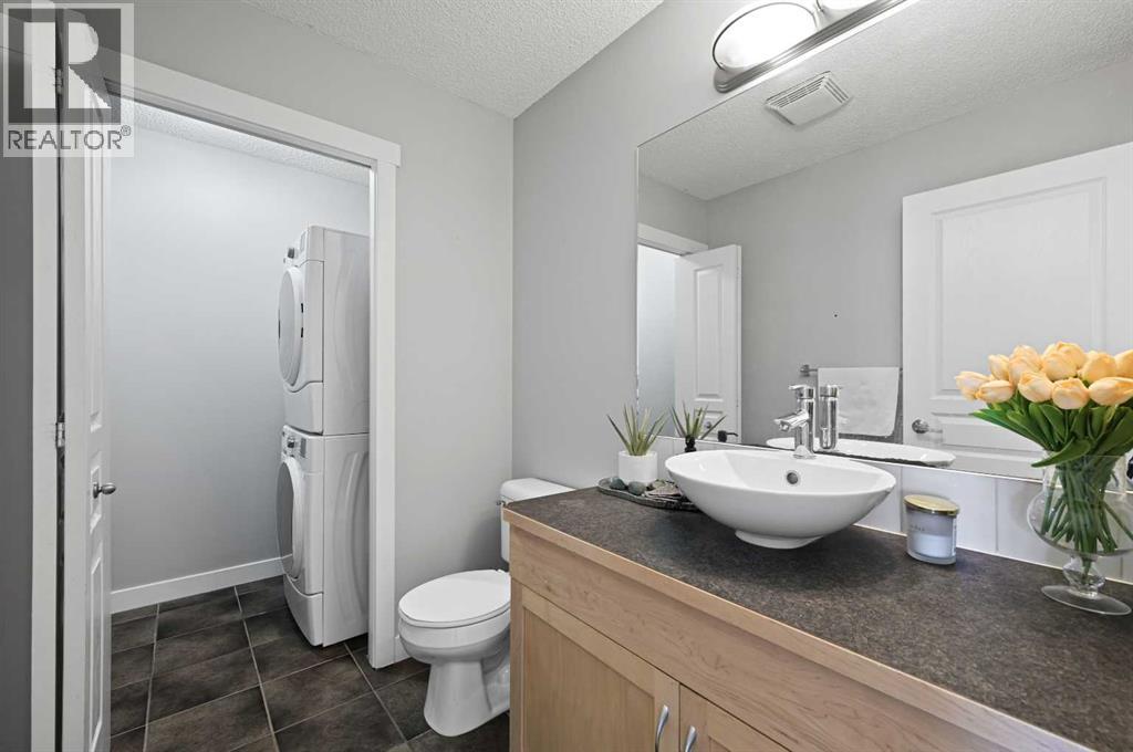 211 Aspen Stone Boulevard Southwest Property Photo 14