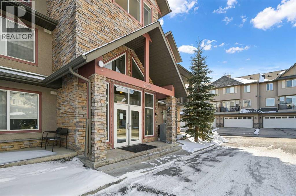 211 Aspen Stone Boulevard Southwest Property Photo 27