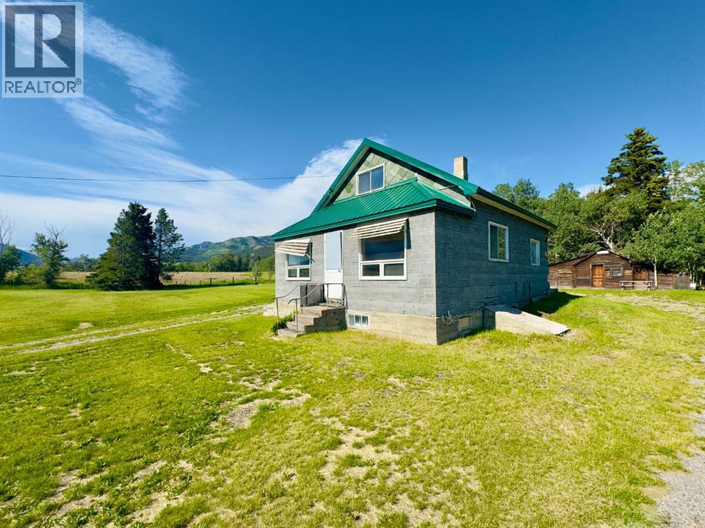 23005 27 Avenue Property Photo 3