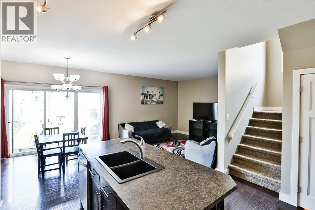 535 Keystone Chase W Property Photo 9