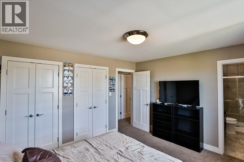 535 Keystone Chase W Property Photo 17