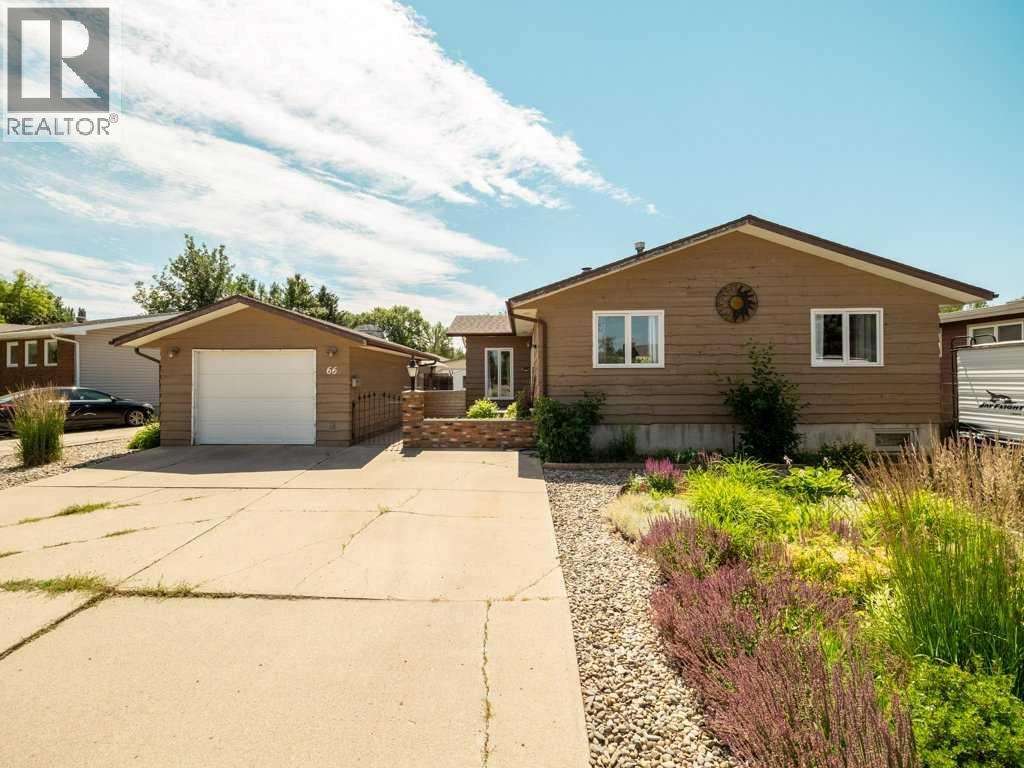 66 Pheasant Road N Property Photo 1