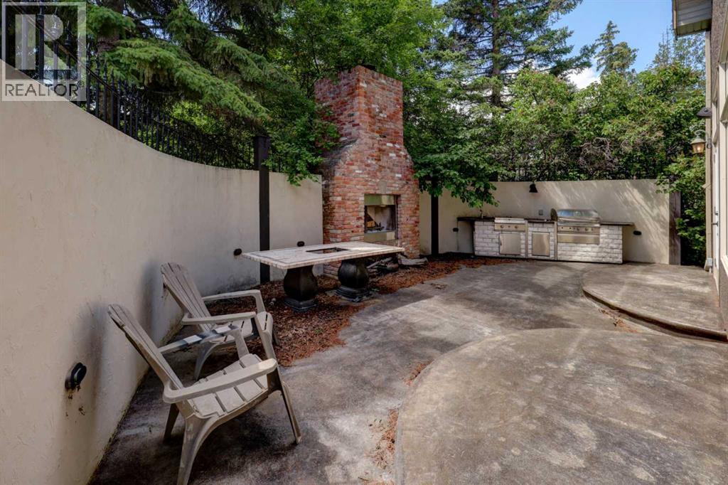 16 Pinehurst Drive Property Photo 23