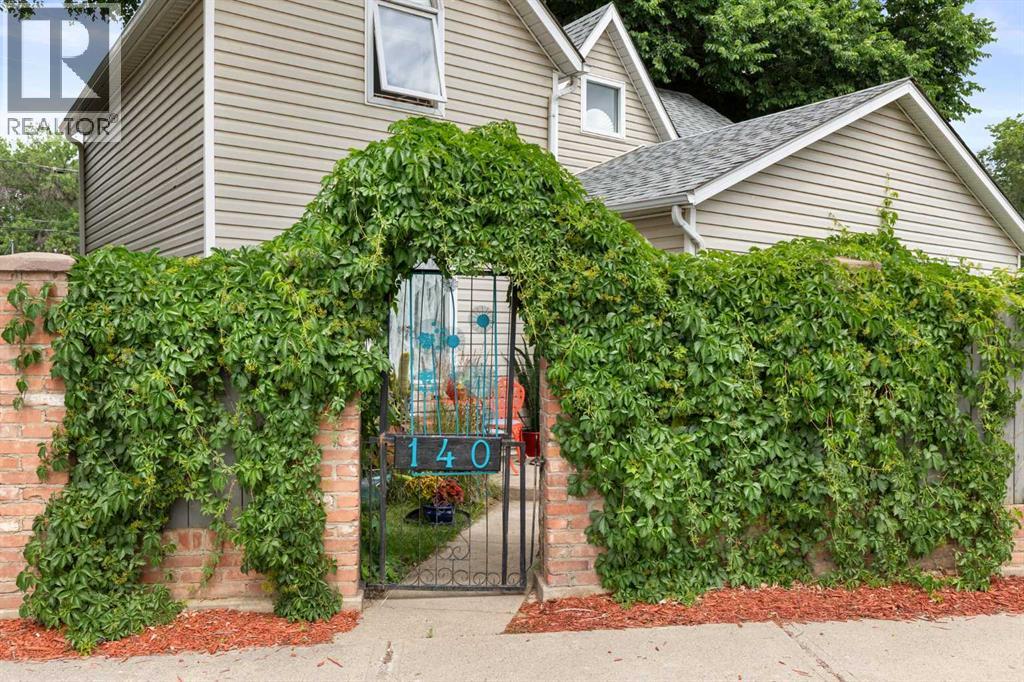 140 6 Street Se Property Photo 1