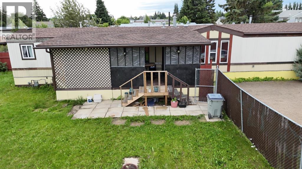 5837 Birch Crescent Property Photo 3