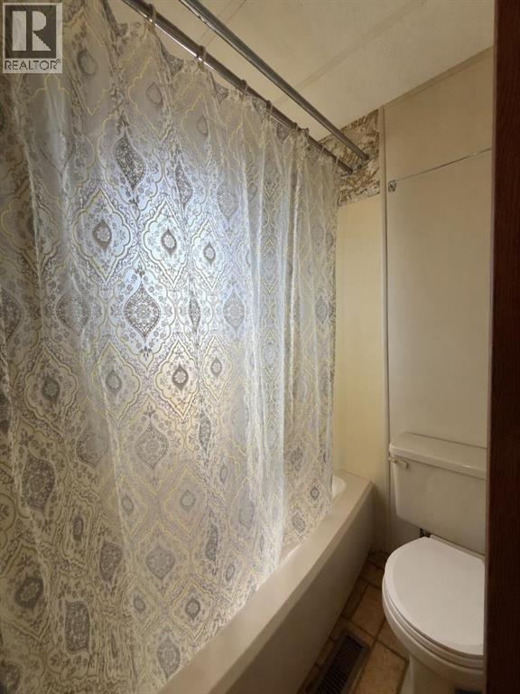 5837 Birch Crescent Property Photo 16