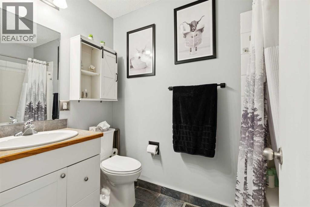 107 Elm Place Property Photo 21