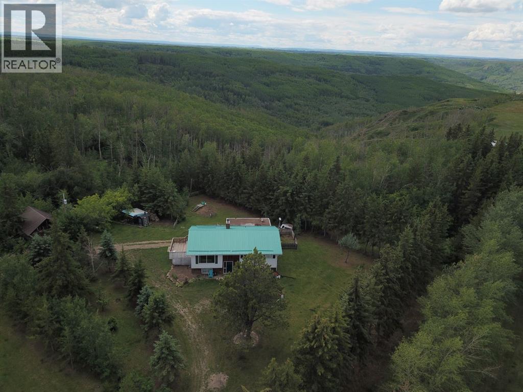 81154 124 Range Property Photo 1
