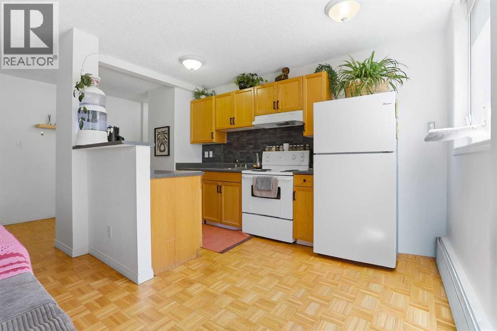 1236 15 Avenue Southwest Property Photo 14