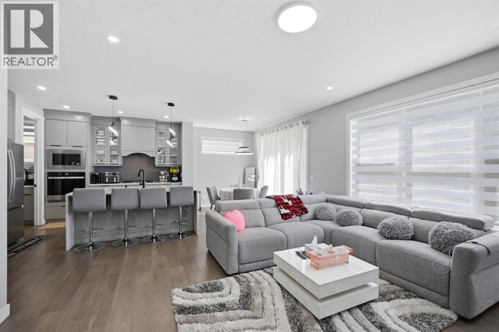 79 Amblefield Grove Nw Property Photo 4