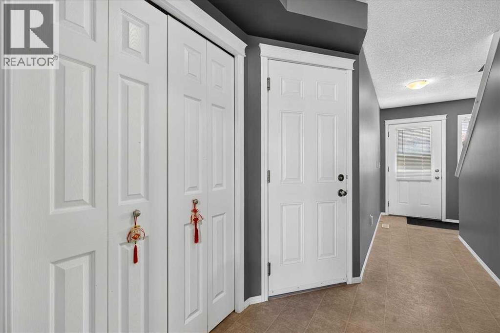 76 Country Village Lane Ne Property Photo 5