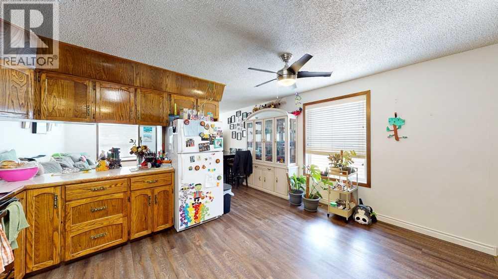 1145 & 1147 Yuill Street Se Property Photo 3