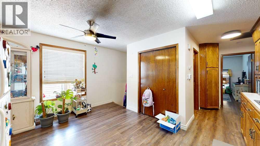 1145 & 1147 Yuill Street Se Property Photo 6